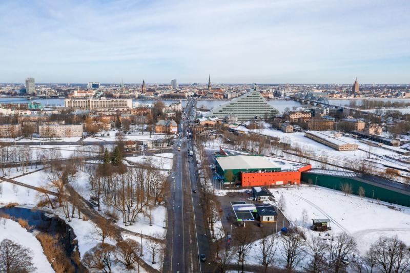 areal-view-of-riga-latvia-in-winter