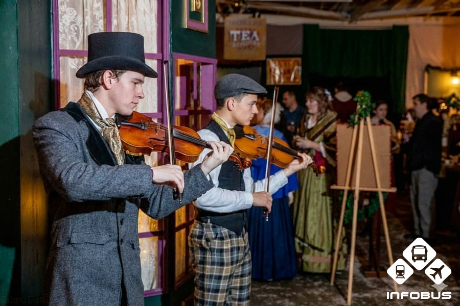 Great Dickens Christmas Fair, Daly City